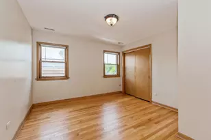 8108 N Oriole Ave, Niles, IL 60714 - Photo 6