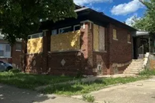 8031 S Euclid Ave, Chicago, IL 60617 - Photo 1