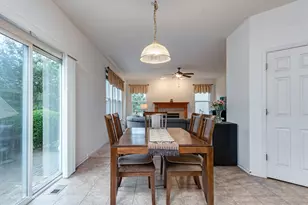 633 Versailles Dr, Bartlett, IL 60103 - Photo 6