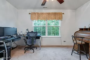 633 Versailles Dr, Bartlett, IL 60103 - Photo 20