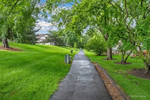 2102 Muirfield Cir, Elgin, IL 60123 - Photo 34