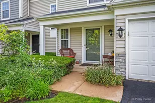 2102 Muirfield Cir, Elgin, IL 60123 - Photo 2