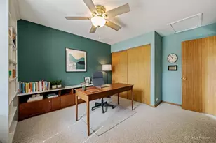 2102 Muirfield Cir, Elgin, IL 60123 - Photo 22