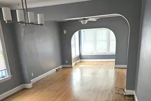 5445 N Magnet Ave, Chicago, IL 60630 - Photo 4