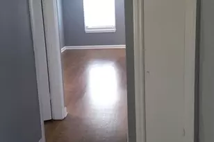 5445 N Magnet Ave, Chicago, IL 60630 - Photo 16