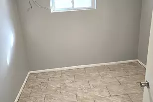 5445 N Magnet Ave, Chicago, IL 60630 - Photo 22