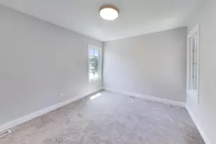 2432 Legacy Dr, Aurora, IL 60502 - Photo 40