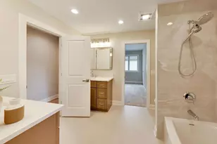 2432 Legacy Dr, Aurora, IL 60502 - Photo 34