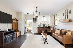 13173 Stonebridge Ln, Huntley, IL 60142 - Photo 4