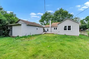 57 Wheeling Ave, Wheeling, IL 60090 - Photo 22