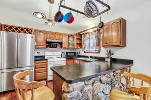 8615 Coral Rd, Wonder Lake, IL 60097 - Photo 8