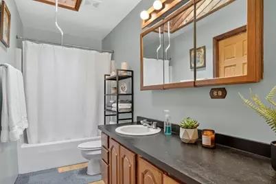8615 Coral Road, Wonder Lake, IL 60097 - Photo 14