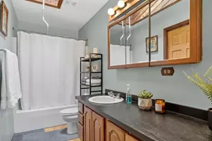 8615 Coral Rd, Wonder Lake, IL 60097 - Photo 14