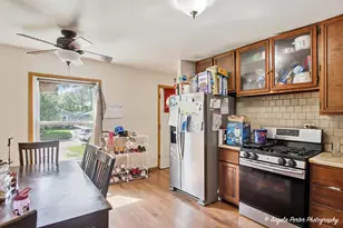 1429 N Pleasant Dr, Round Lake Beach, IL 60073 - Photo 2