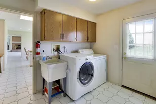 4269 Terri-Lyn Ln, Northbrook, IL 60062 - Photo 18