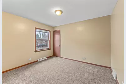 13904 S Tracy Avenue, Riverdale, IL 60827 - Photo 10