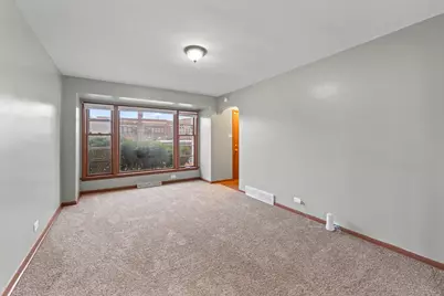 13904 S Tracy Avenue, Riverdale, IL 60827 - Photo 4