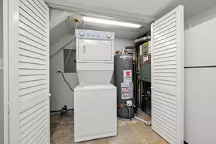 6040 W 79th St, Burbank, IL 60459 - Photo 16