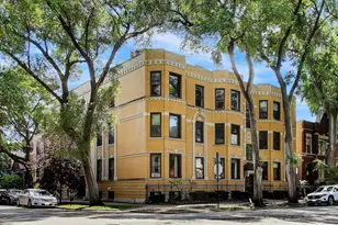 1021 N Hoyne Ave, Chicago, IL 60622 - Photo 2