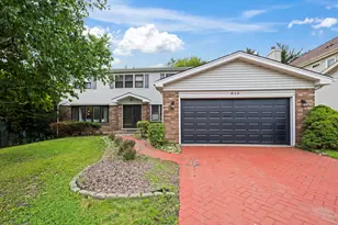 815 E Hintz Rd, Arlington Heights, IL 60004 - Photo 1