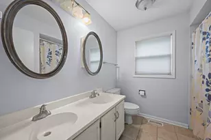 815 E Hintz Rd, Arlington Heights, IL 60004 - Photo 16