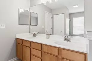 14731 Colonial Pkwy, Plainfield, IL 60544 - Photo 16