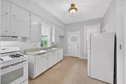 10644 S Walden Parkway, Chicago, IL 60643 - Photo 8