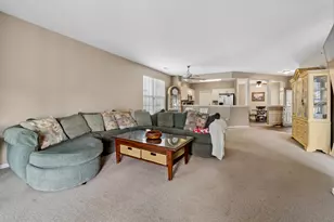 13243 Sierra Glen Rd, Huntley, IL 60142 - Photo 8