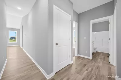 318 N Charles Street, Cortland, IL 60112 - Photo 4