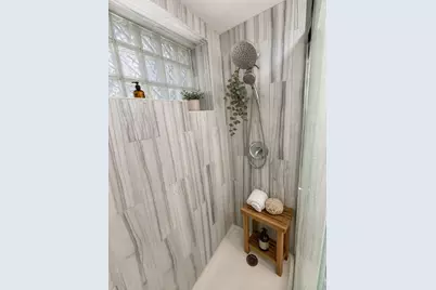 6016 N Ionia Avenue, Chicago, IL 60646 - Photo 16