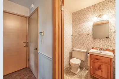 254 Wing Park Boulevard, Elgin, IL 60123 - Photo 16