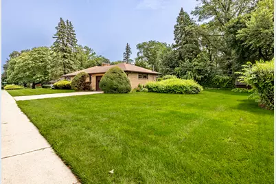 254 Wing Park Boulevard, Elgin, IL 60123 - Photo 4