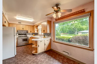 254 Wing Park Boulevard, Elgin, IL 60123 - Photo 12