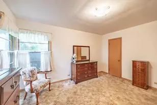254 Wing Park Blvd, Elgin, IL 60123 - Photo 22