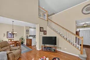 [Address not provided], Naperville, IL 60565 - Photo 8