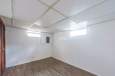 2809 N Elmwood Avenue, Waukegan, IL 60087 - Photo 18