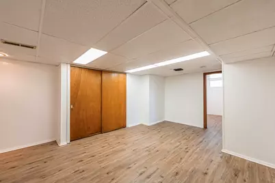 2809 N Elmwood Avenue, Waukegan, IL 60087 - Photo 16
