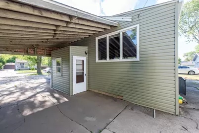 2809 N Elmwood Avenue, Waukegan, IL 60087 - Photo 24