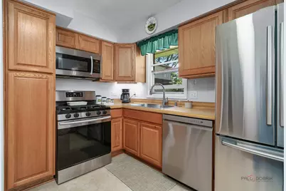1407 Washington Street, Lake in the Hills, IL 60156 - Photo 8