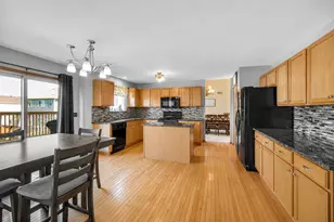 16548 Dorchester Pl, Lockport, IL 60441 - Photo 14