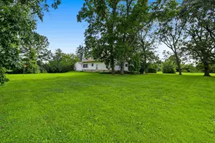 3S103 S Raddant Rd, Batavia, IL 60510 - Photo 6