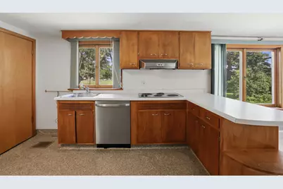 3S103 S Raddant Road, Batavia, IL 60510 - Photo 16