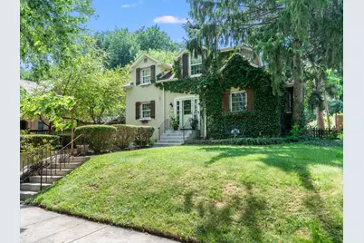 45 S Julian Street, Naperville, IL 60540 - Photo 2