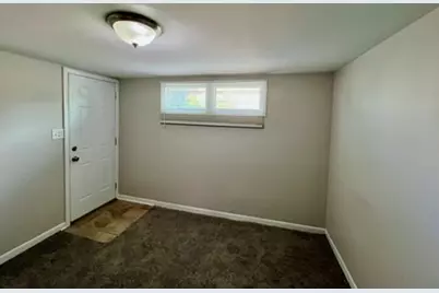 606 E 164th Place, South Holland, IL 60473 - Photo 18