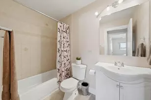 670 Marilyn Ave, Glendale Heights, IL 60139 - Photo 8