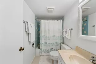 111 W Brandon Ct, Palatine, IL 60067 - Photo 12