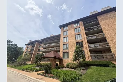 1621 Mission Hills Road #N201, Northbrook, IL 60062 - Photo 2
