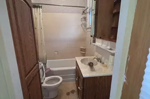 1411 E Broadway St, Streator, IL 61364 - Photo 8
