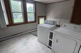1411 E Broadway St, Streator, IL 61364 - Photo 6
