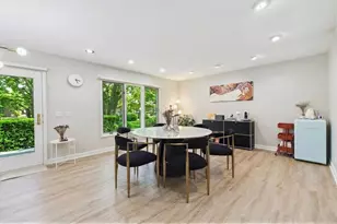 313 Rivershire Ct, Lincolnshire, IL 60069 - Photo 12